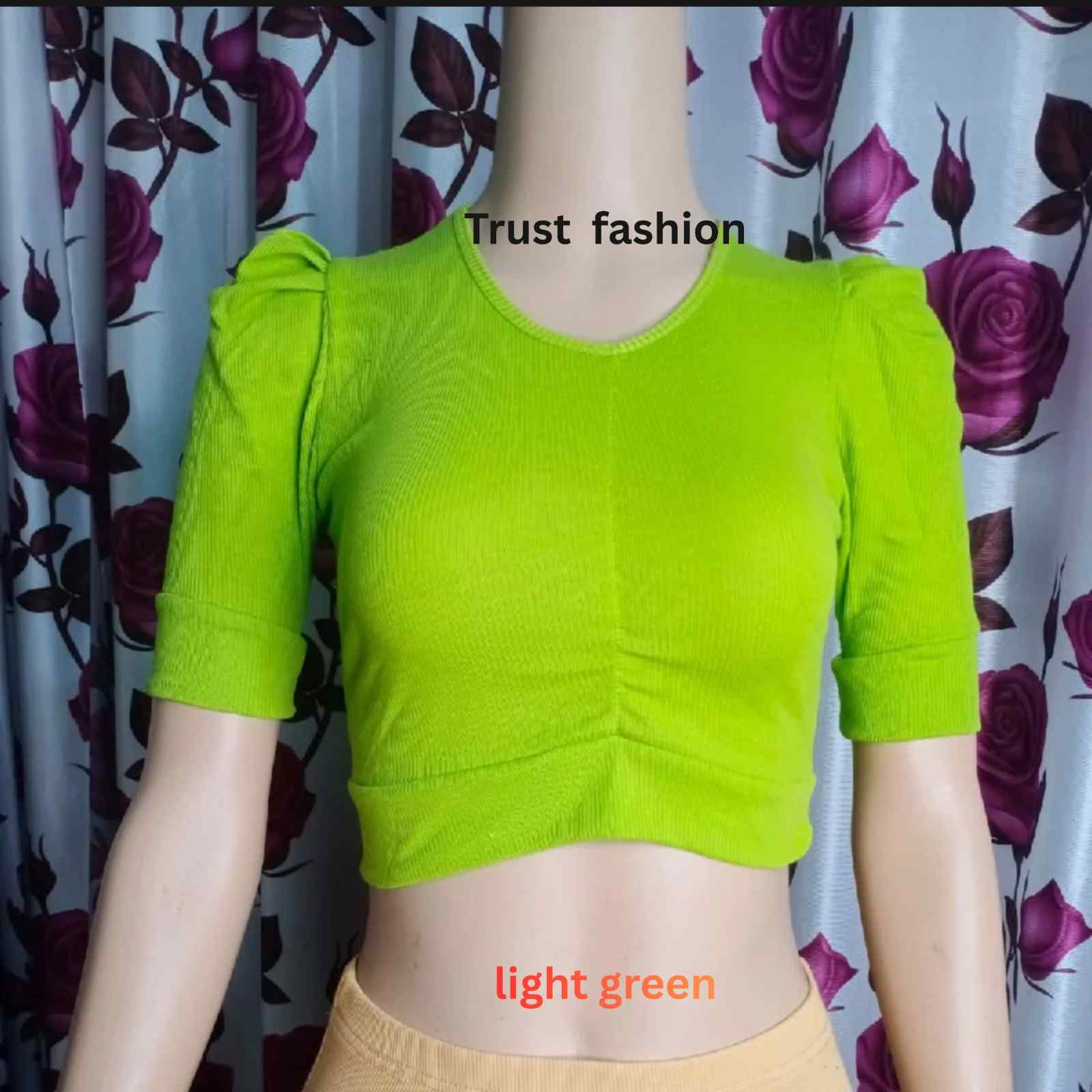 হাফ হাতা হাফ ক্রপ টপ ব্লাউজ